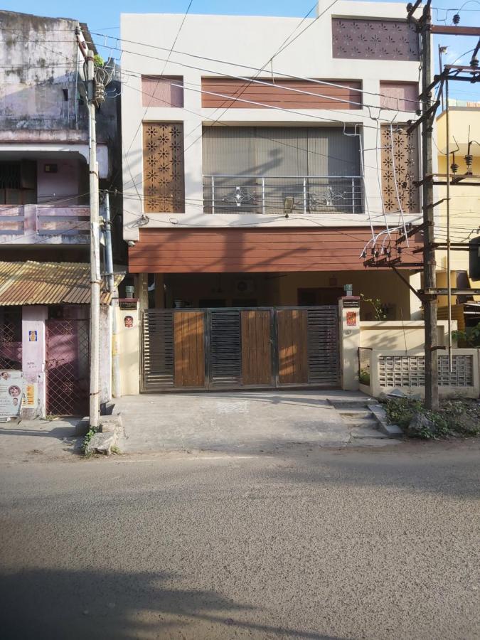 チダンバラムSuloram Illamアパートメント エクステリア 写真